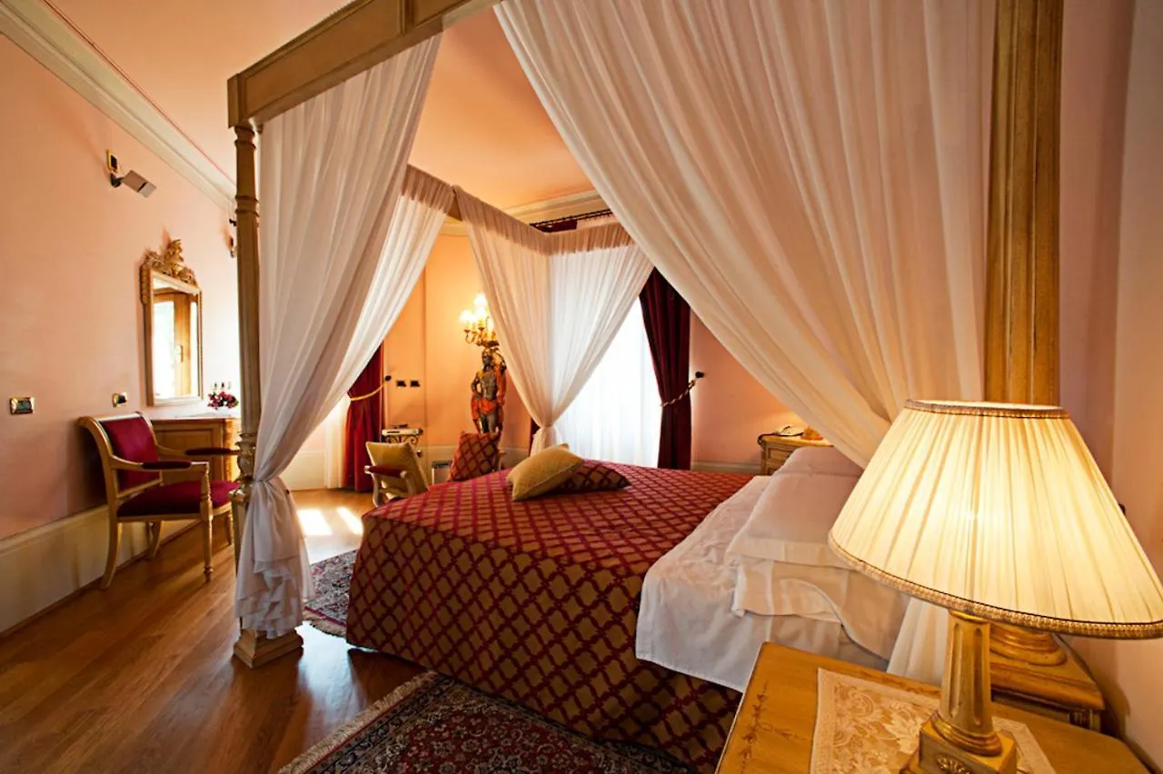 *** Hotel Albergo La Lanterna Sarteano Italy