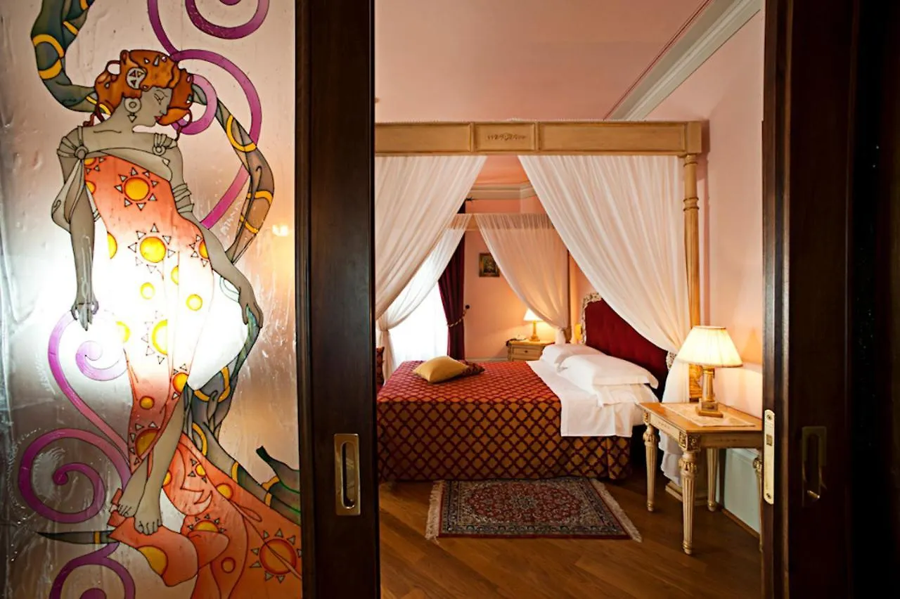 *** Hotel Albergo La Lanterna Sarteano Italy