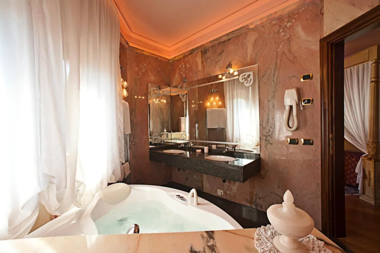 Hotel Albergo La Lanterna Sarteano
