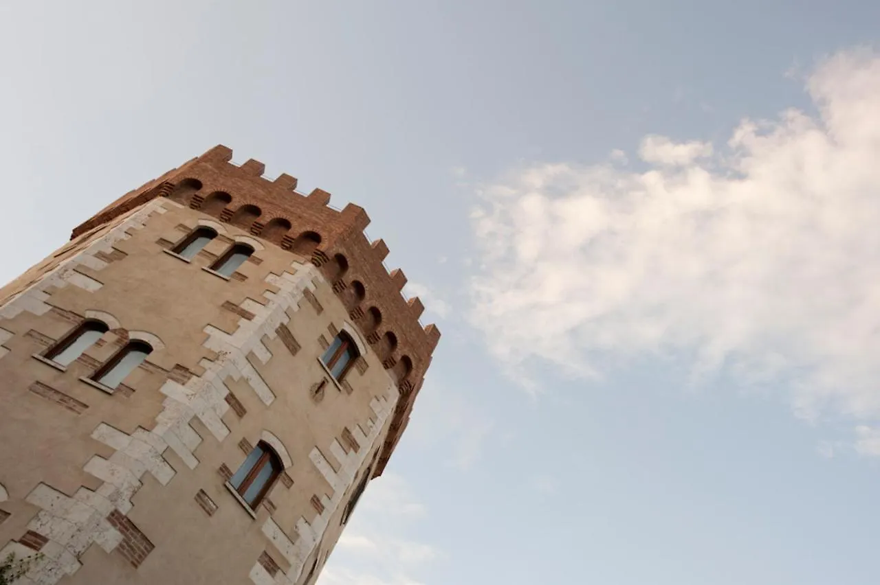 Albergo La Lanterna Sarteano 3*,